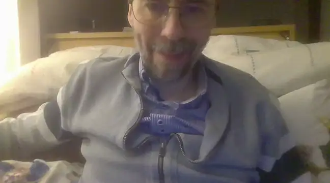 ptitcanard60600 online show from 18, 3, 2025