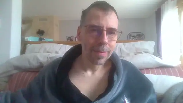 ptitcanard60600 online show from 22, 3, 2025