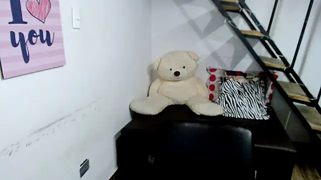 samantha baby  online show from 22, 12, 2024