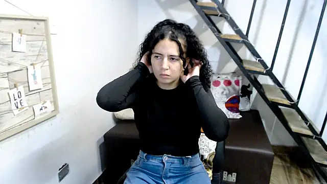 samantha baby  online show from 15, 2, 2025