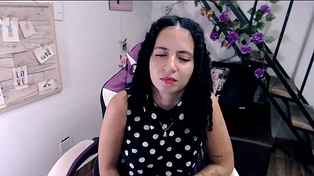 samantha baby  online show from 28, 7, 2026