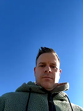 Snapshot of Danii0790 chatting on 18, 10, 2025 Danii0790 online show from 18, 10, 2025