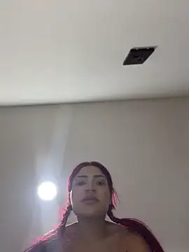 Snapshot of ari_sexy1 chatting on 5, 8, 2026 ari sexy1 online show from 5, 8, 2026