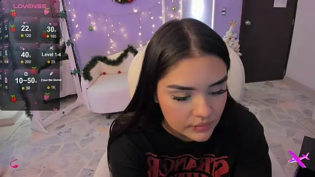 Snapshot of martinasaez chatting on 27, 12, 2024 martinasaez online show from 27, 12, 2024