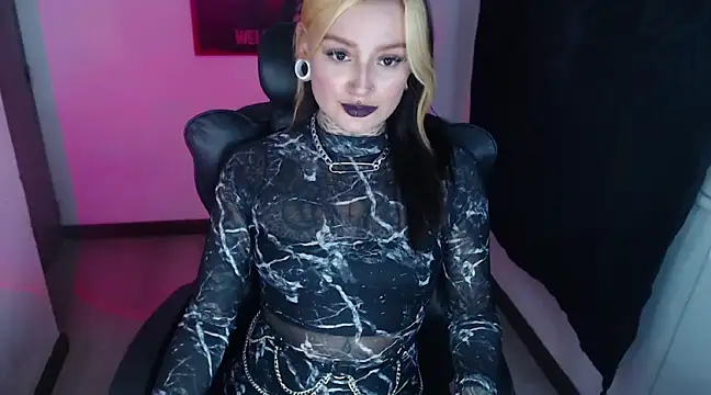 Snapshot of Anaii_Gomez chatting on 17, 1, 2025 Anaii Gomez online show from 17, 1, 2025