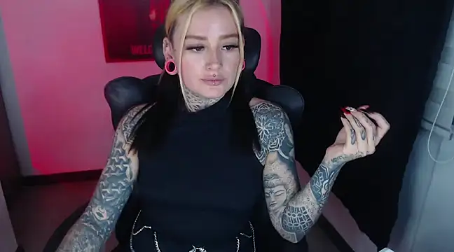 Snapshot of Anaii_Gomez chatting on 31, 1, 2025 Anaii Gomez online show from 31, 1, 2025