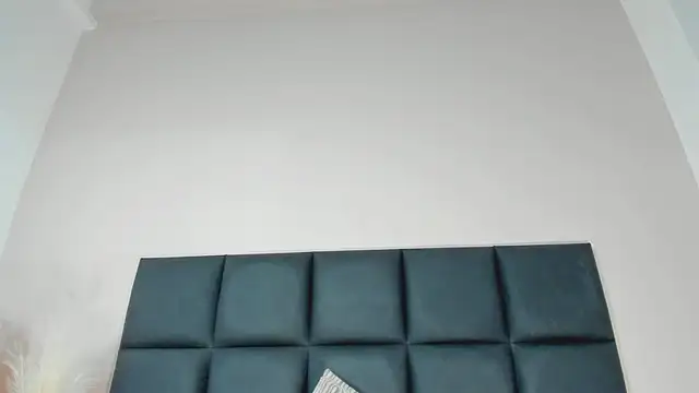 NoraDasilva online show from 22, 9, 2025