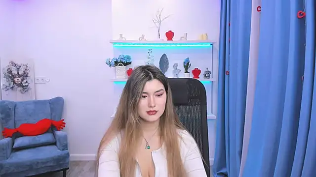 AnneTLi online show from 28, 2, 2026