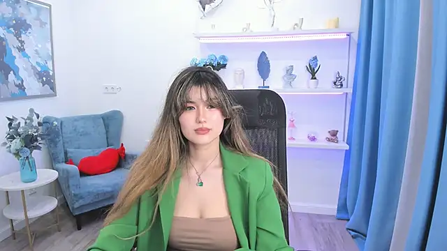 Snapshot of AnneTLi chatting on 20, 5, 2026 AnneTLi online show from 20, 5, 2026