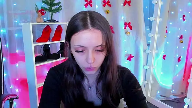 Snapshot of MipsyMipson chatting on 3, 12, 2024 MipsyMipson online show from 3, 12, 2024