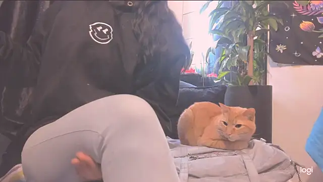 MYFAVOURITESTRAGER online show from 21, 10, 2025