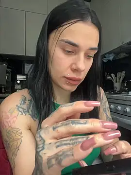 Queen of pain online show from 25, 6, 2026