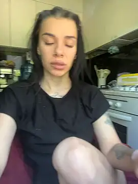 Queen of pain online show from 13, 7, 2026