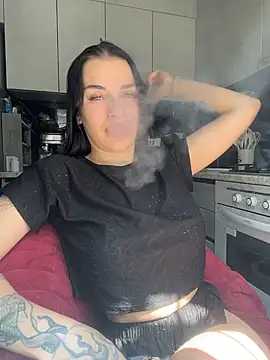 Queen of pain online show from 20, 7, 2026