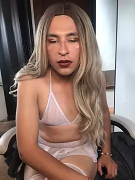 Aly scarf online show from 17, 2, 2025