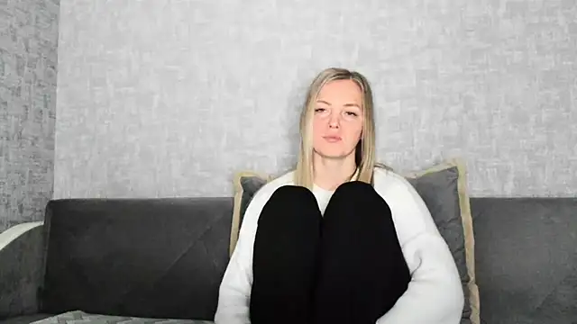 iam Venus online show from 30, 4, 2026