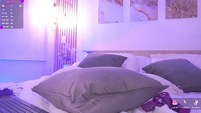 LillyThompson online show from 19, 2, 2025