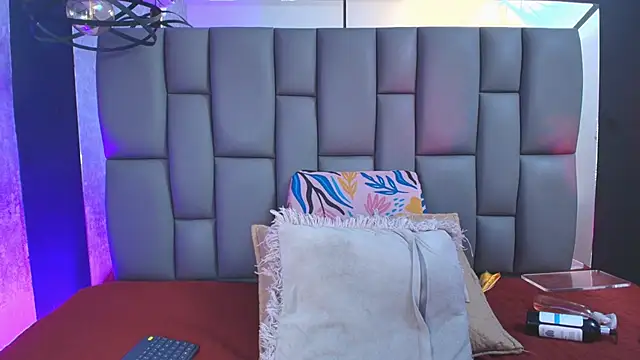  MiaBrown  online show from 11, 9, 2025