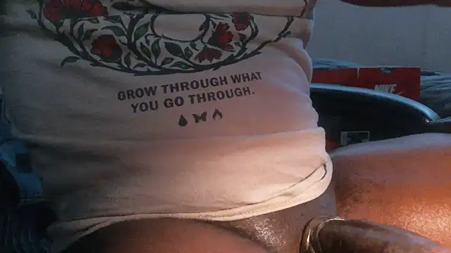 Snapshot of 1curvegod1 chatting on 8, 4, 2026 1curvegod1 online show from 8, 4, 2026