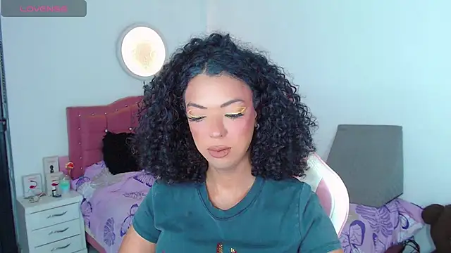 Snapshot of Tanedra_collings chatting on 15, 7, 2026 Tanedra collings online show from 15, 7, 2026