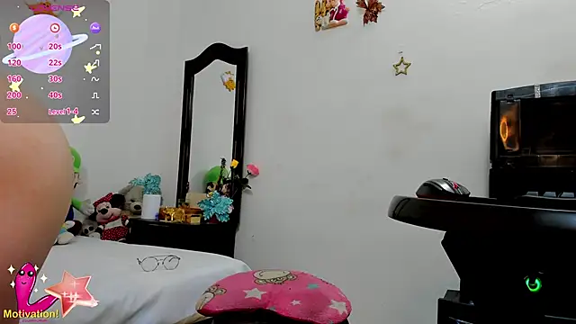 Amy jones77 online show from 19, 3, 2025