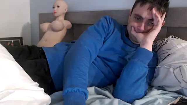 Snapshot of freddy0222222 chatting on 6, 2, 2025 freddy0222222 online show from 6, 2, 2025