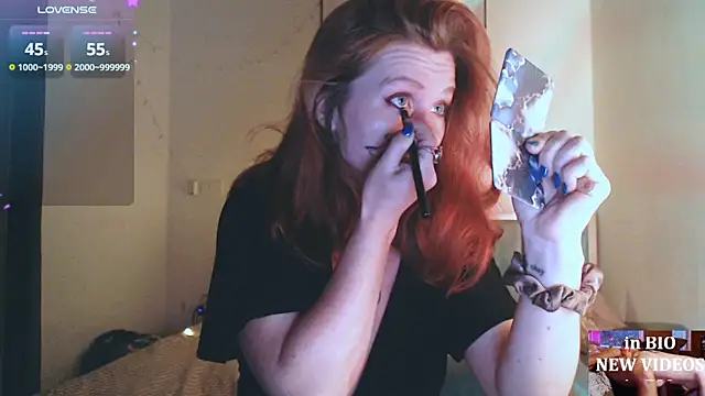 Cassie Wild online show from 4, 12, 2025