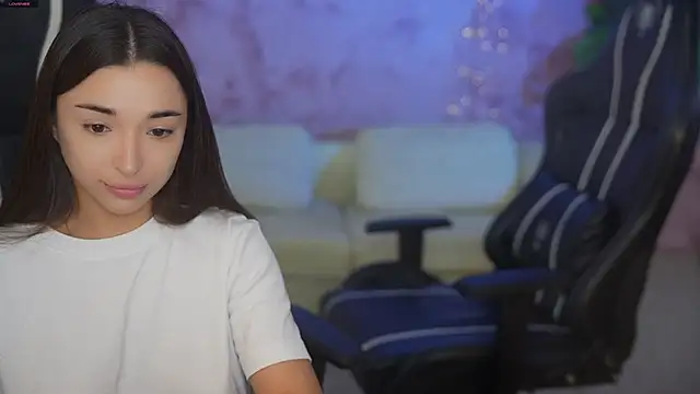 Jasmine Flow online show from 11, 9, 2025