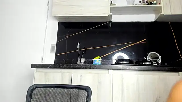 Snapshot of SEXY_DANNA17 chatting on 16, 1, 2026 SEXY DANNA17 online show from 16, 1, 2026