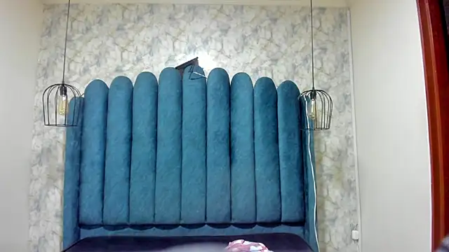 Snapshot of nalalye_cruzz_ chatting on 29, 5, 2026 nalalye cruzz online show from 29, 5, 2026