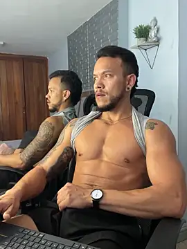 ARON TAYLER01 online show from 25, 1, 2025