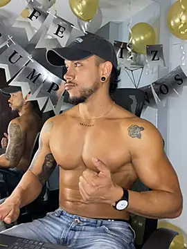 ARON TAYLER01 online show from 27, 2, 2025