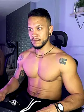 ARON TAYLER01 online show from 30, 9, 2025