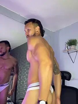 ARON TAYLER01 online show from 7, 10, 2025