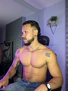 ARON TAYLER01 online show from 18, 12, 2025