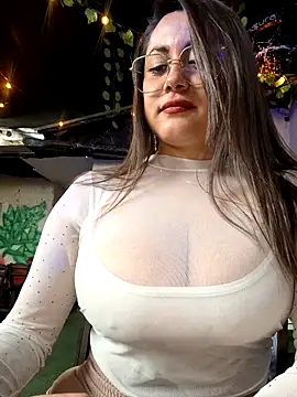 Snapshot of Oryk___ chatting on 4, 4, 2026 Oryk online show from 4, 4, 2026