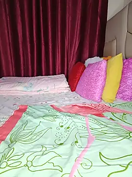 NicRaisaa online show from 18, 7, 2026