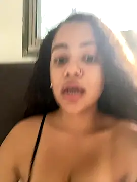 Snapshot of demonaughtyyy chatting on 19, 9, 2025 demonaughtyyy online show from 19, 9, 2025