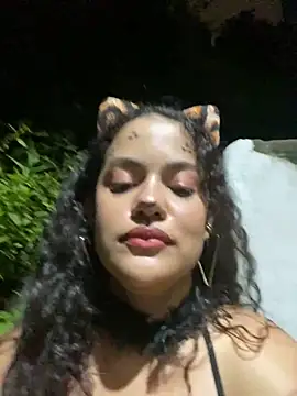 Snapshot of demonaughtyyy chatting on 1, 11, 2025 demonaughtyyy online show from 1, 11, 2025