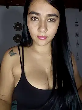 Snapshot of alison_villalobo chatting on 6, 5, 2026 alison villalobo online show from 6, 5, 2026