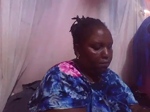 Snapshot of big_clits chatting on 11, 9, 2025 big clits online show from 11, 9, 2025