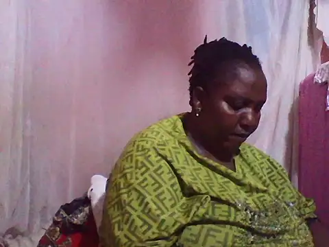 Snapshot of big_clits chatting on 11, 10, 2025 big clits online show from 11, 10, 2025