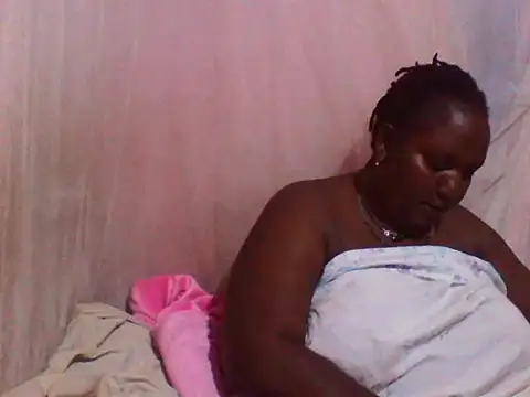 Snapshot of big_clits chatting on 17, 10, 2025 big clits online show from 17, 10, 2025