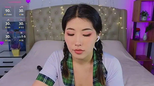 Wendy  Hills online show from 28, 1, 2025