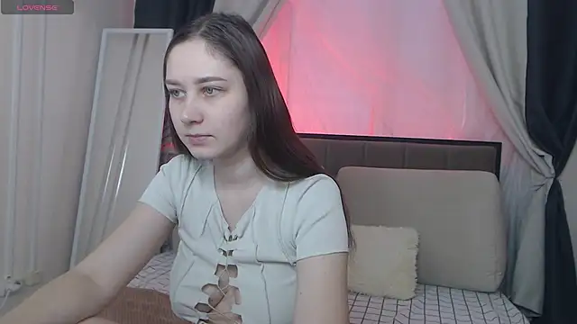 MollyBrams online show from 3, 2, 2025