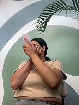 Annya-sweet online show from 17, 3, 2025