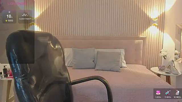 Snapshot of Sooffii_1 chatting on 6, 12, 2024 Sooffii 1 online show from 6, 12, 2024