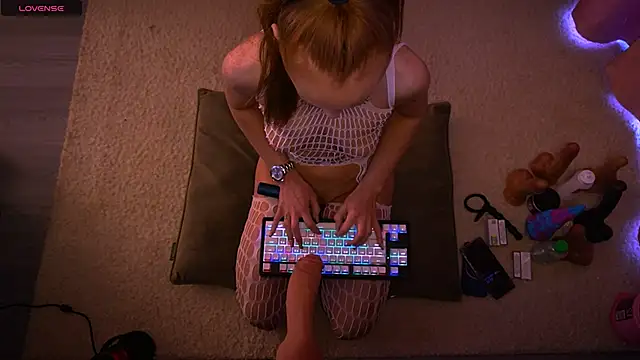 Redhead Shark new online show from 19, 3, 2026