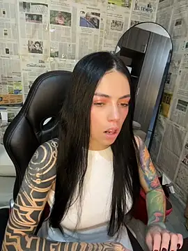 i am nina  online show from 3, 5, 2026
