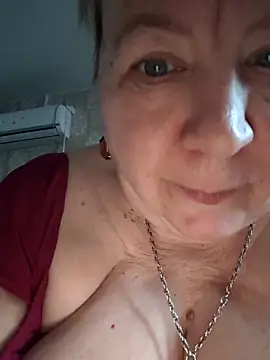 EffectFiona online show from 15, 2, 2026